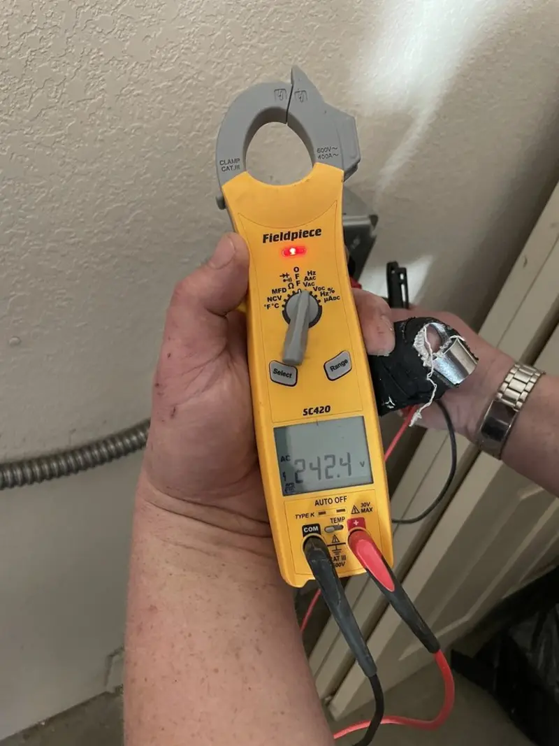 Voltage testing with clamp meter during Generator Installation in Duarte